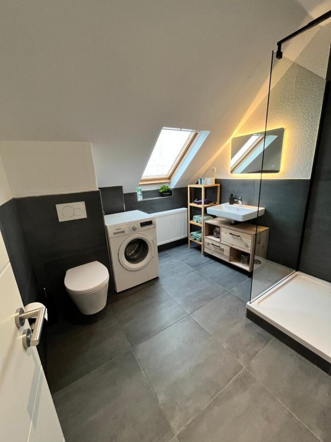 Appartment Miami , Naehe Duesseldorf ,Messe ,Hbf ,City, Wifi, Helios Hospital Крефельд Экстерьер фото